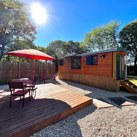 La Magnanerie Dhotes , Les Roulottes Insolites Sauve 外观 照片
